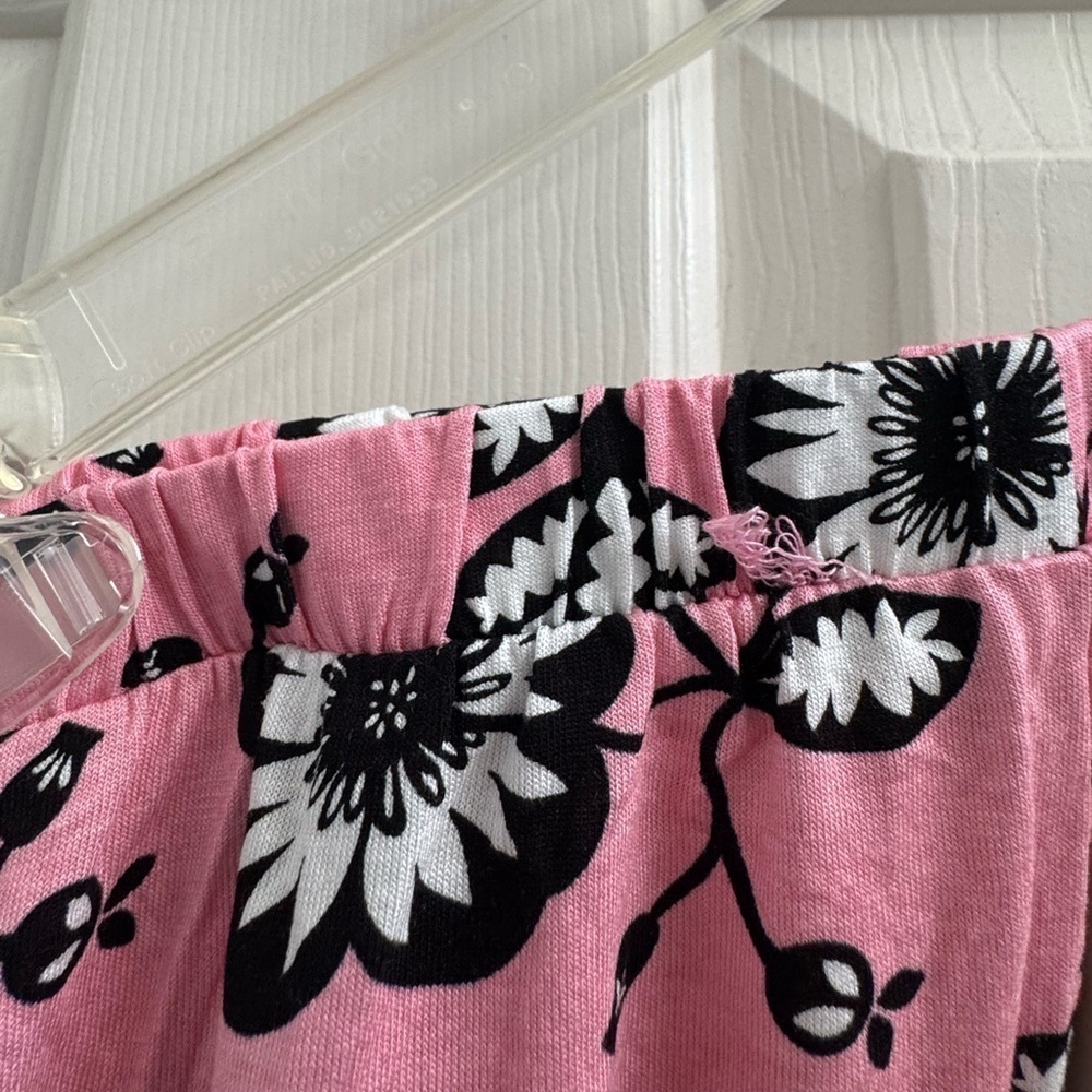 Floral Pink and Black Women's Sleepwear shorts Set - Picture 12 of 12